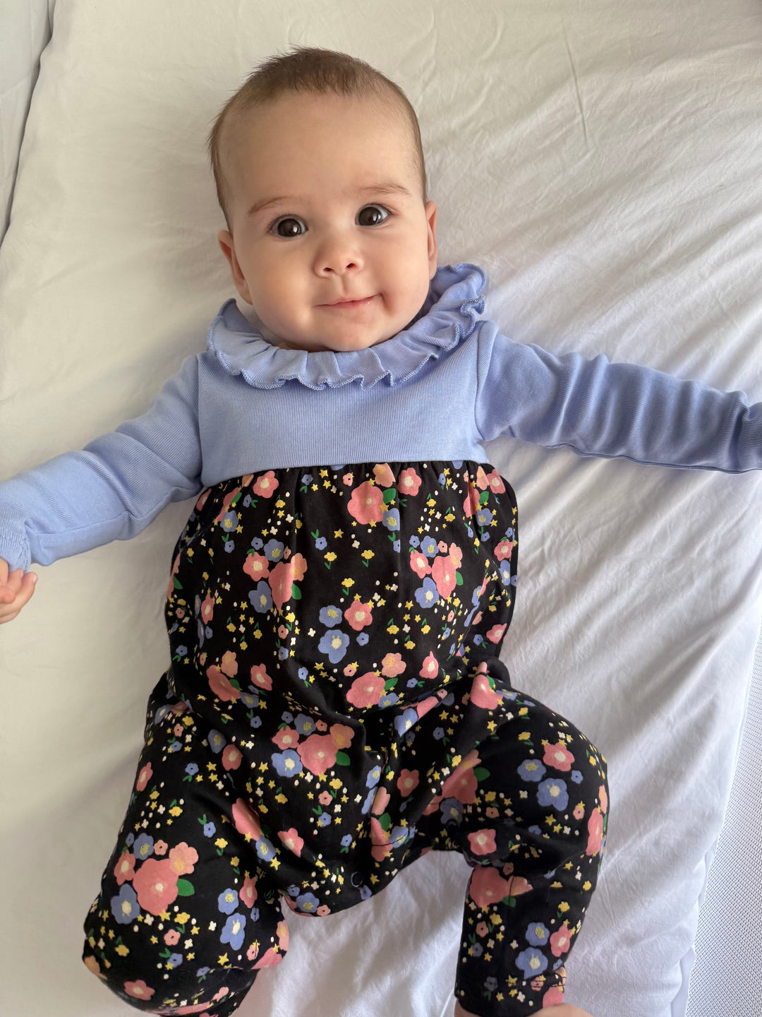 Ruffle Collar Baby Romper - Star Flower