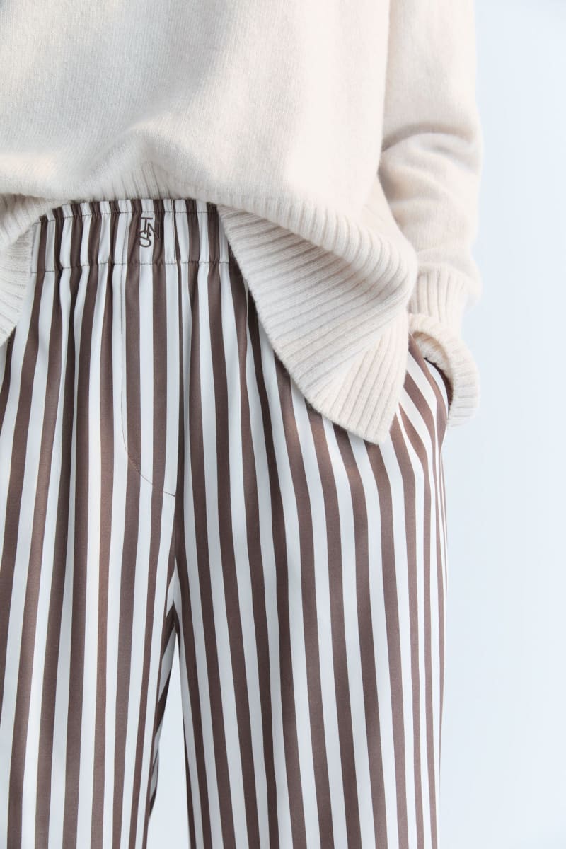 Anika Woman Pant Roast Stripes