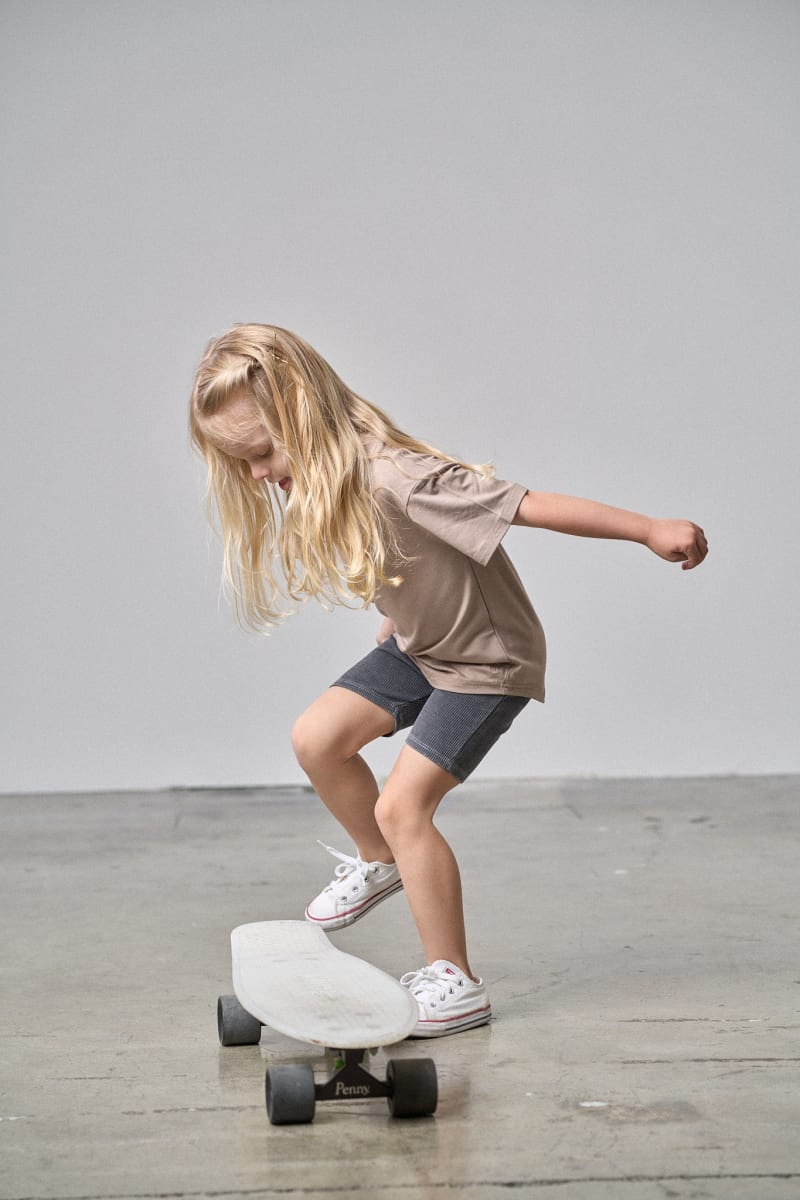 Acid Wash Ribbed Short - Black