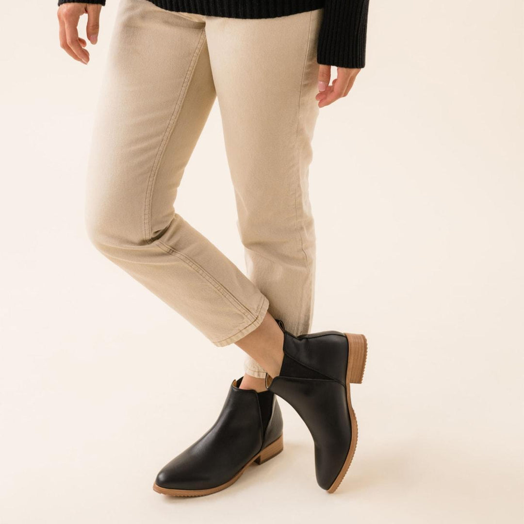 Eva Everyday Chelsea Boot - Black - FINAL SALE