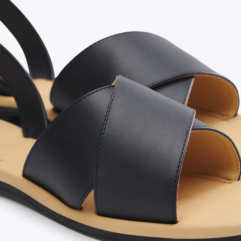 All-Day Cross Strap Sandal - Black