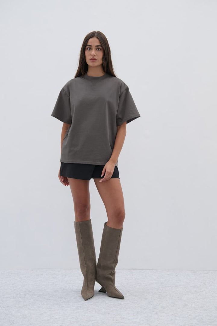 Early Tee - Coal