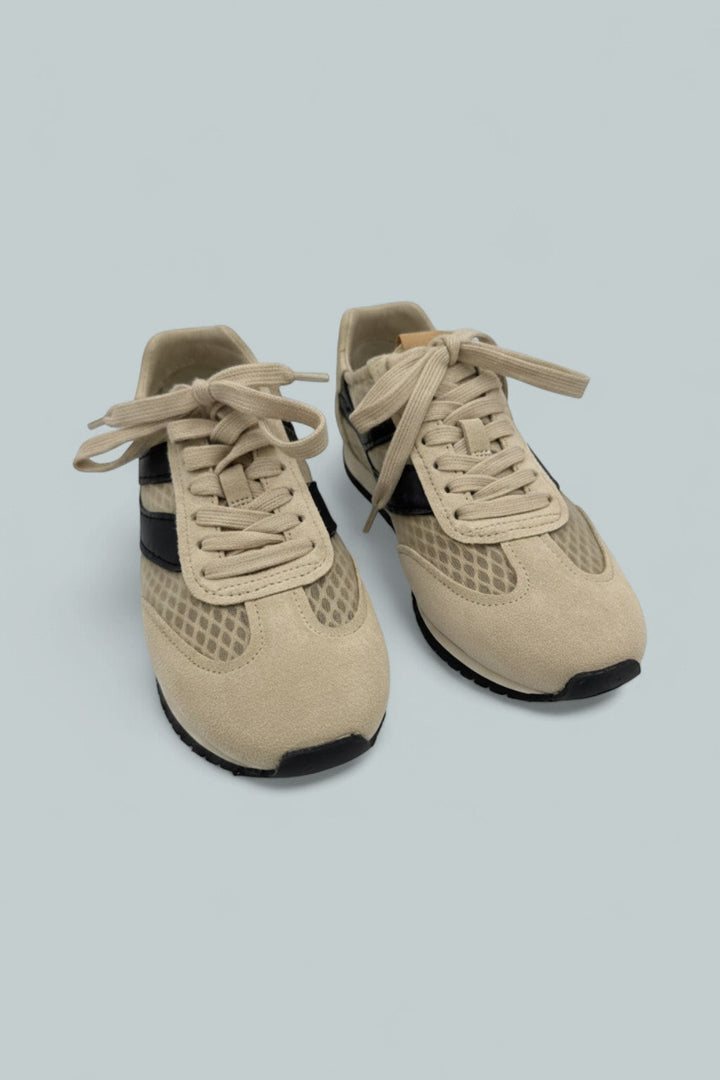 Oasis Mesh & Leather Runner Sneaker - Moonlight/Black