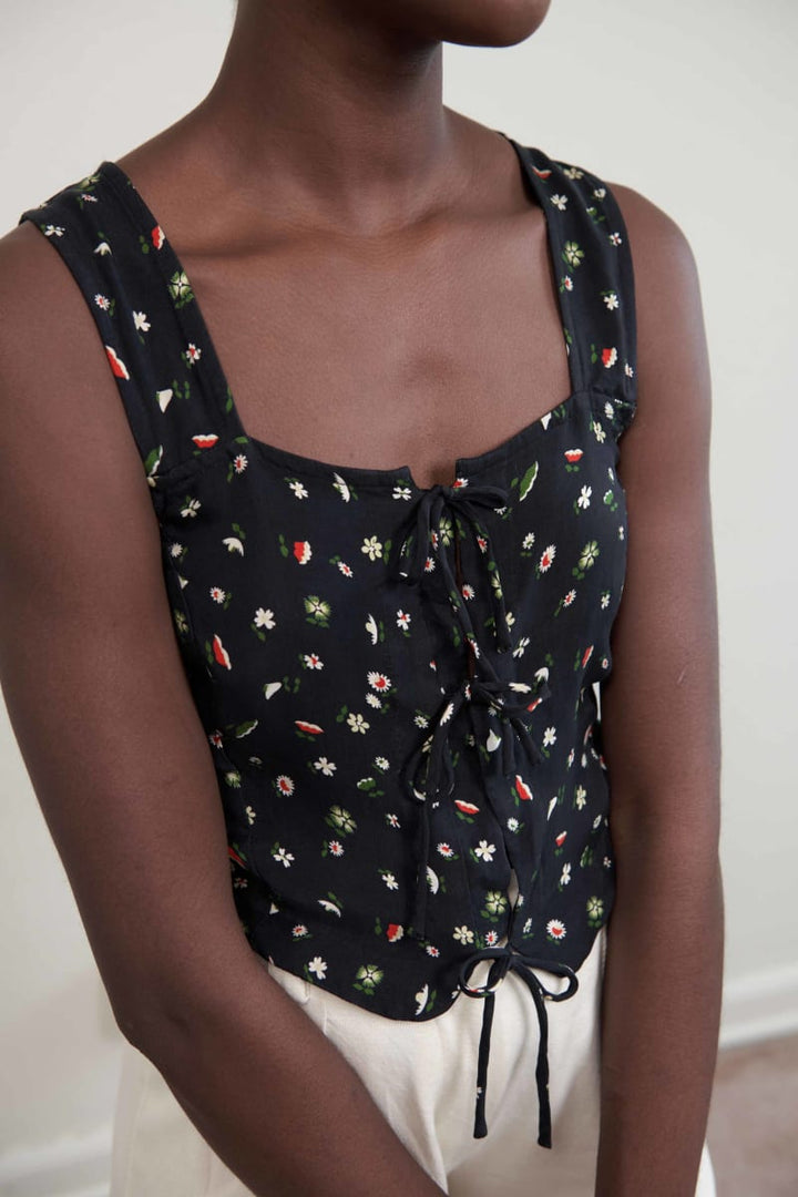 Hosta Top - Botanical