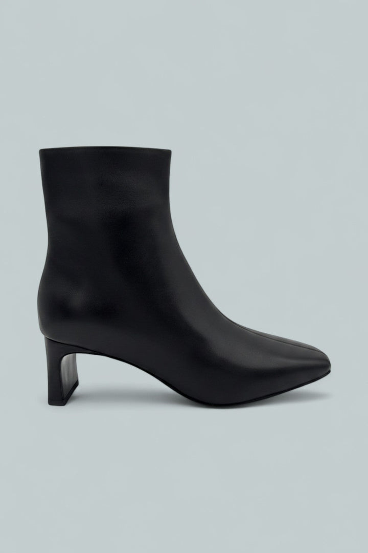 Avery Zip Leather Ankle Boots - Black