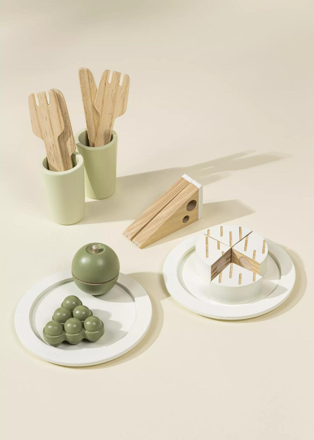 Wooden Picnic Playset and Accessories