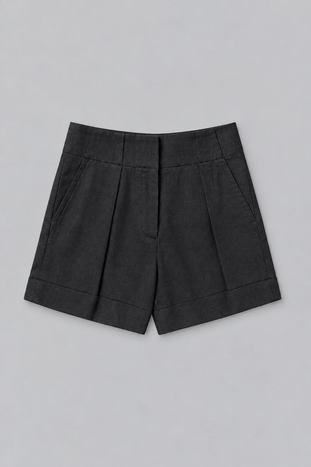 Pleated Shorts - Black