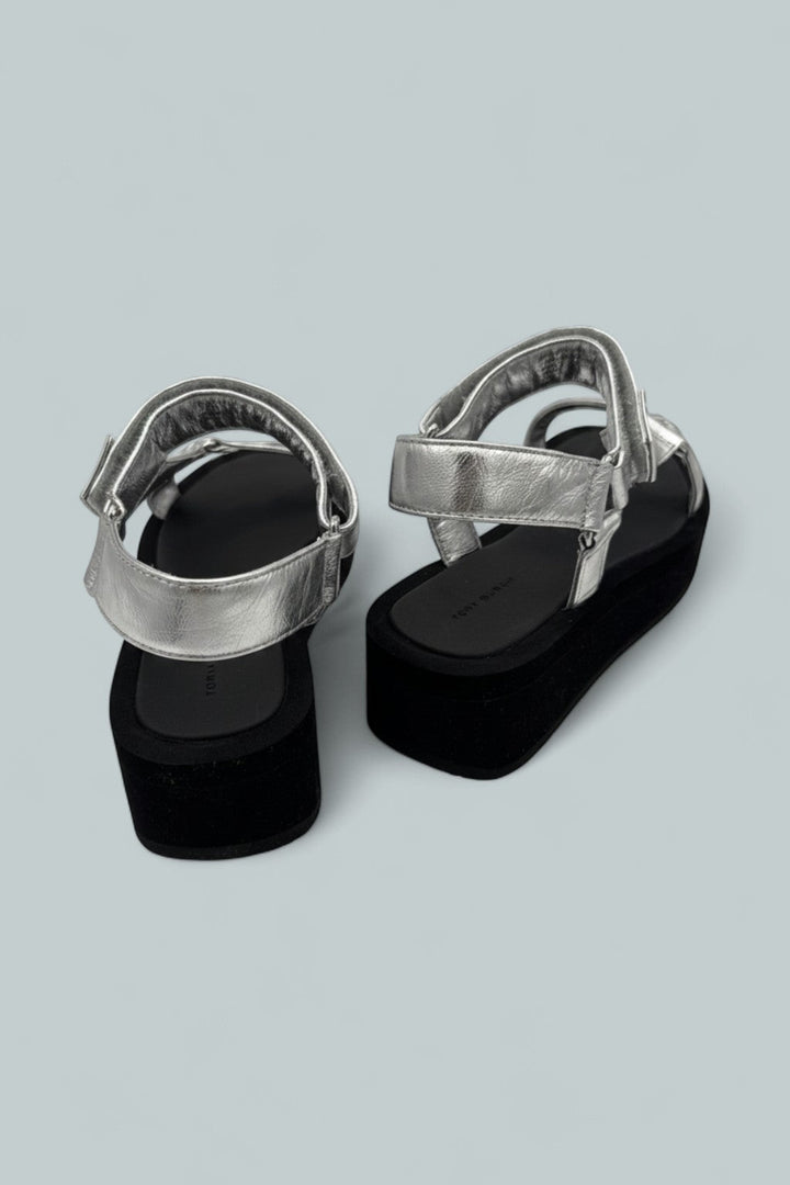 Mellow Platform Sandals - Silver / Perfect Black