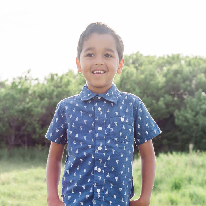 Baby Seersucker Short Sleeve Button Down Shirt - Blue Sailboats Seersucker