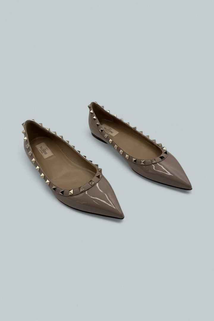 Women's Rockstud Pointed Toe Ballet Flats - Poudre