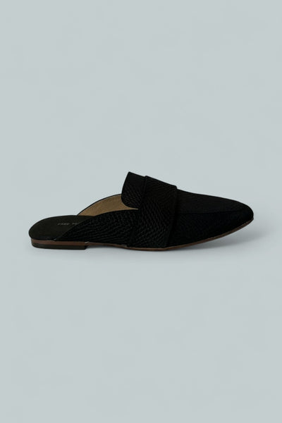 Women's At Ease Embossed Loafers - Balck