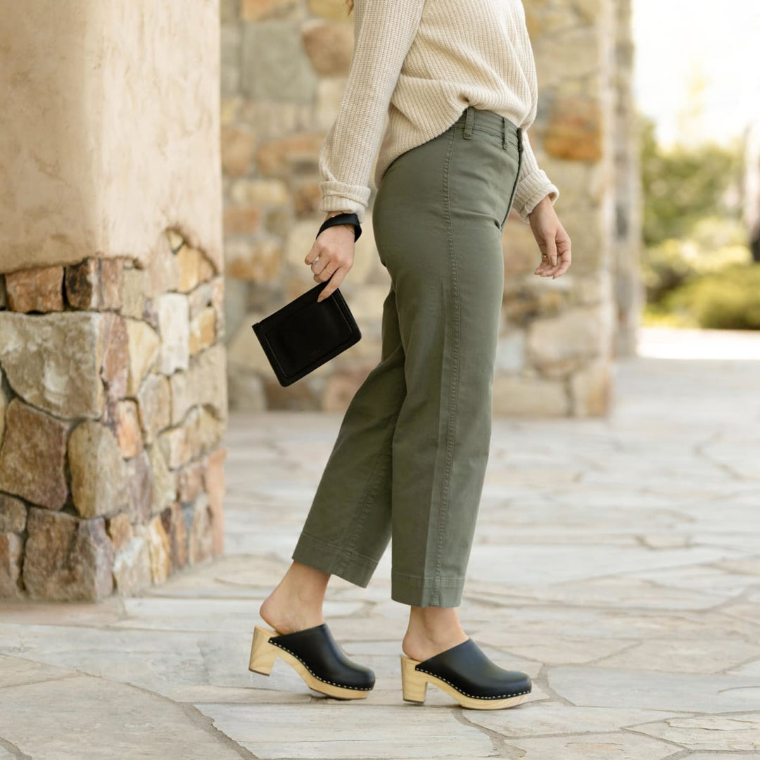 All-Day Heeled Clog - Black - FINAL SALE