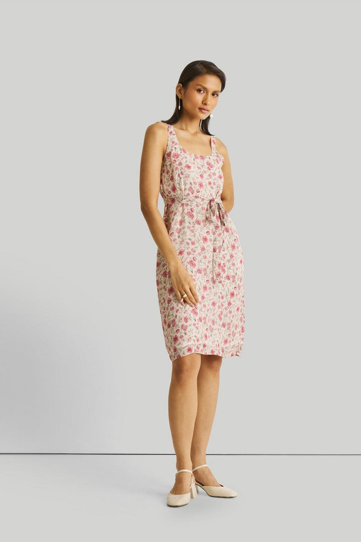 Fitted Knee Length Dress - Petal fusion