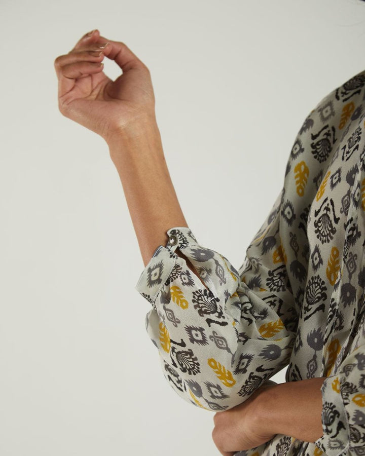 A Summer Escape Top - Ikat Gardens