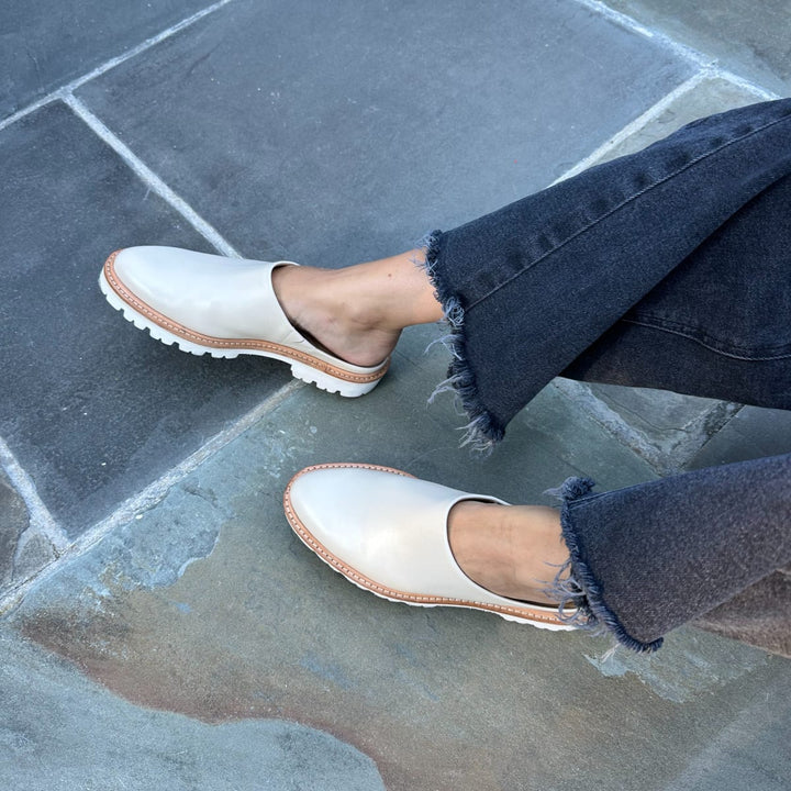 Emilee Lug Mule - Linen Suede