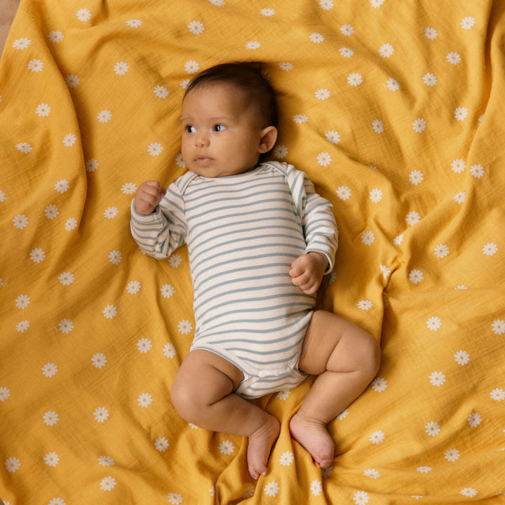 Muslin Wrap - Chamomile Sunshine Print Blankets Nature Baby 