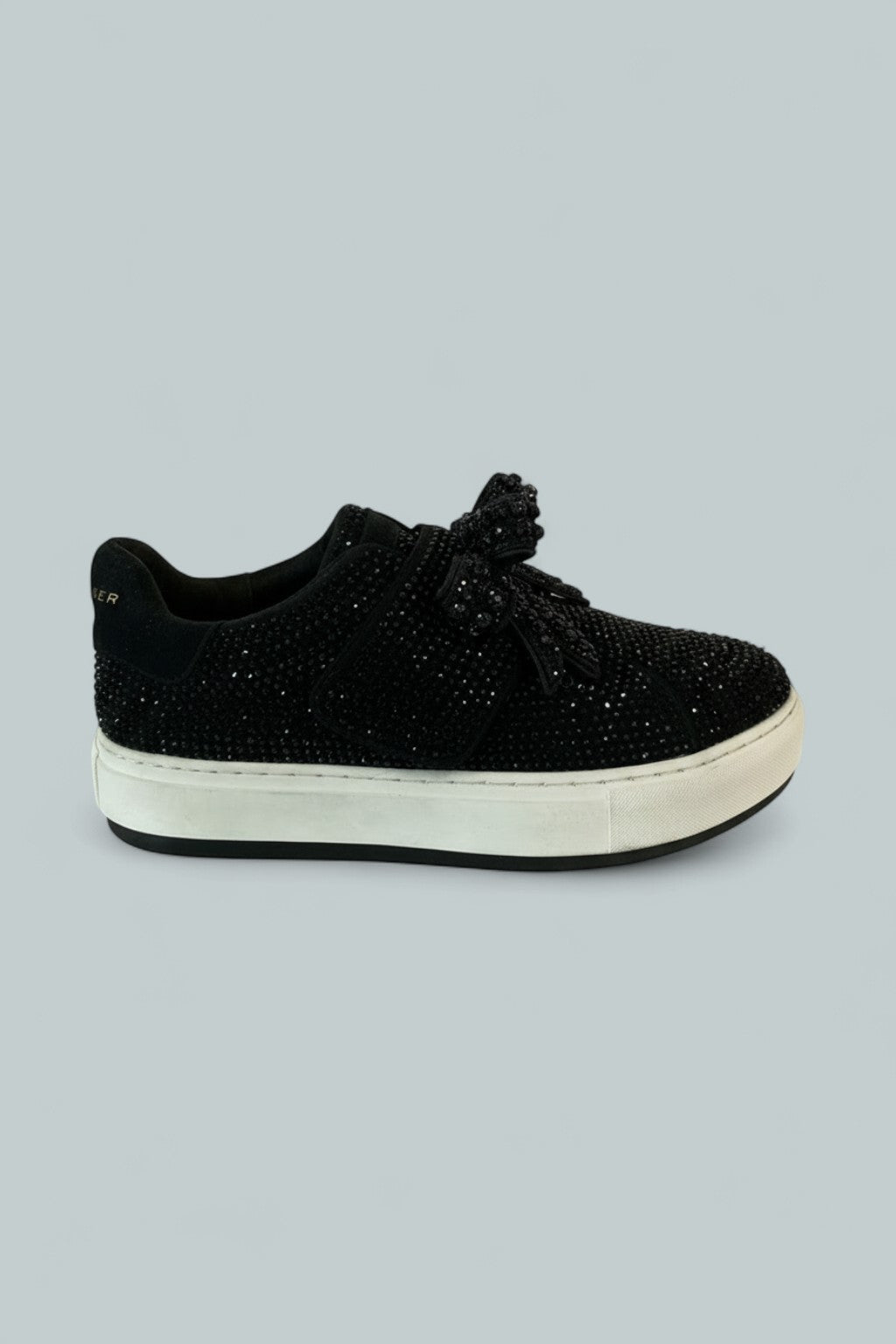 London Laney Bow Low Top Sneakers - Black