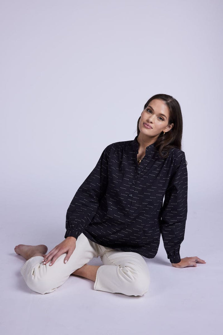 Boho Shirt - Magnetic