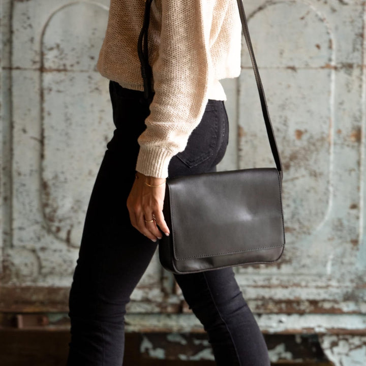 Clara Crossbody - Black