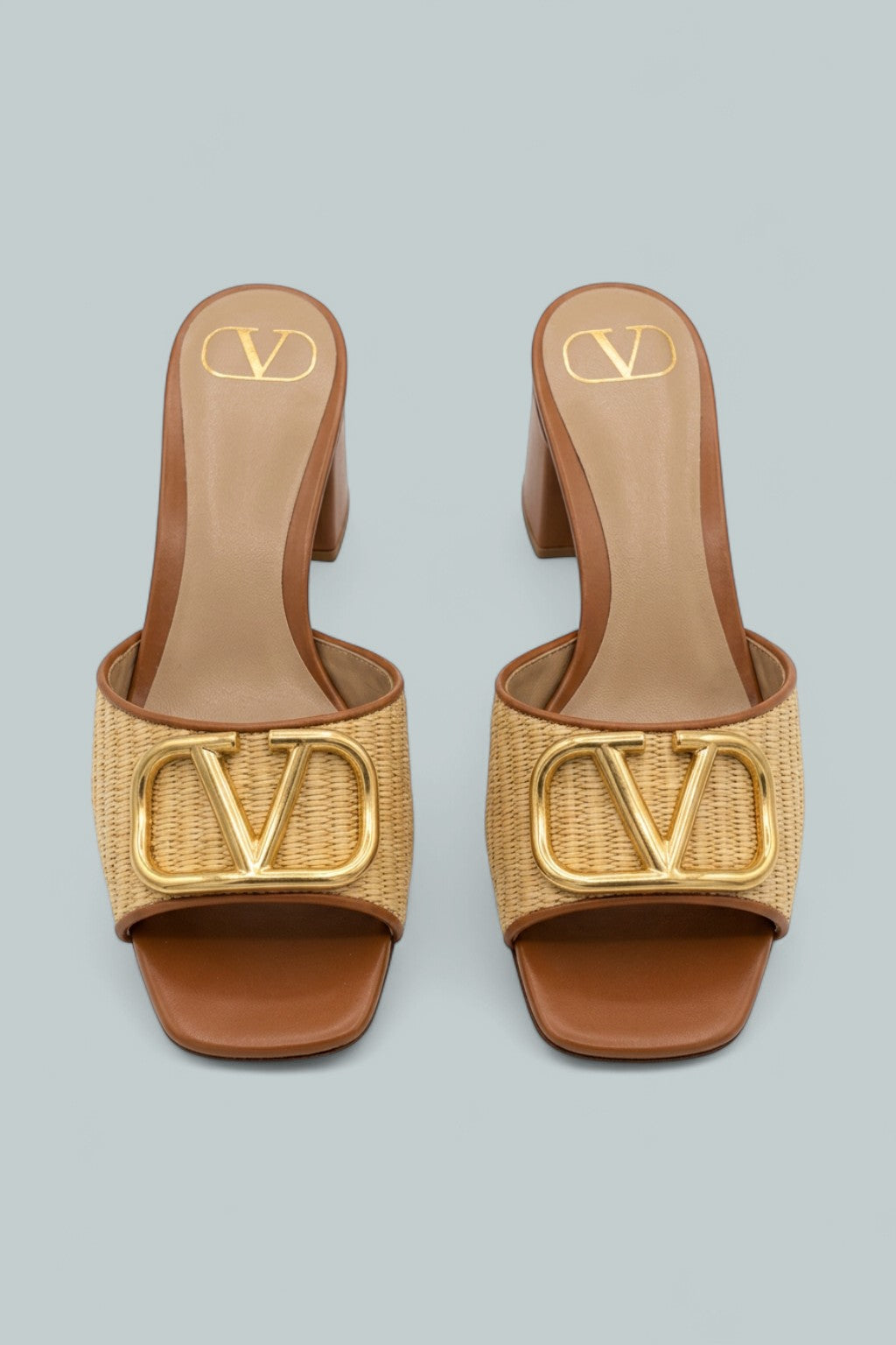 VLogo Signature Raffia Slide Sandals