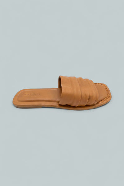 Evelyn Slip On Sandals - Vachetta Voyage Leather