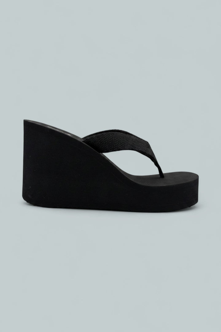 Women's Astria 2 Thong Platform Sandals - Black