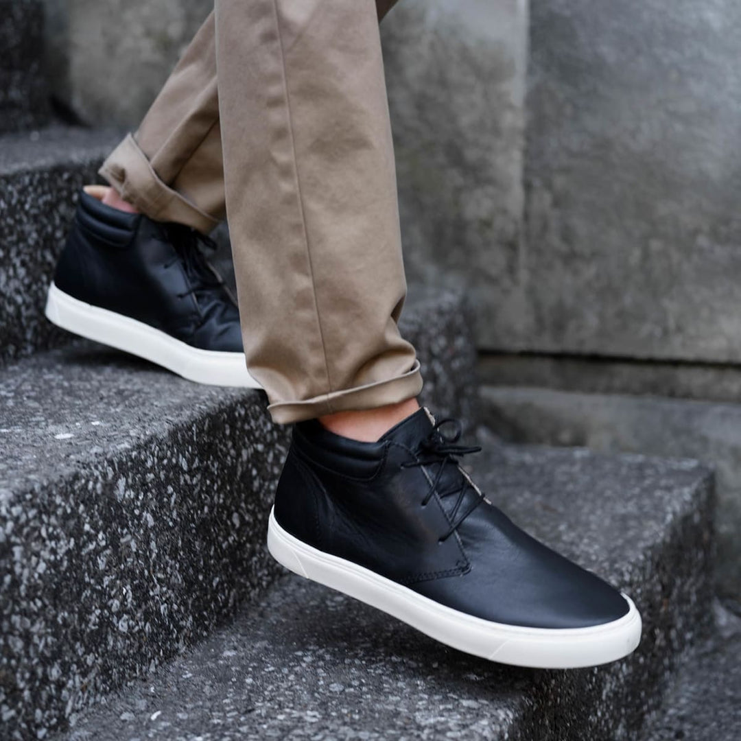 Everyday Mid Top Sneaker - Black