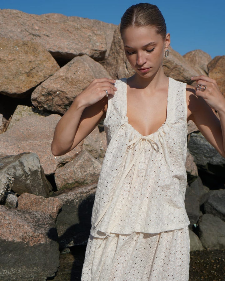 Reversible Uma Blouse In Embroidered Voile - Ivory