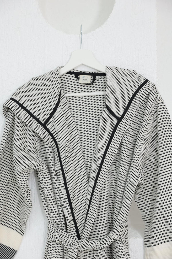 Cotton White & Black Bathrobe