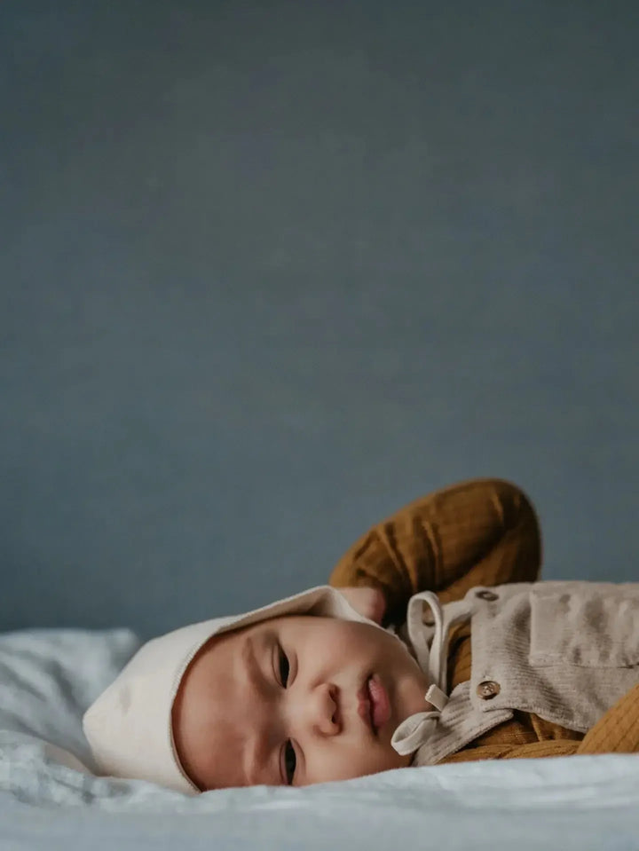 The Essential Bonnet - Undyed