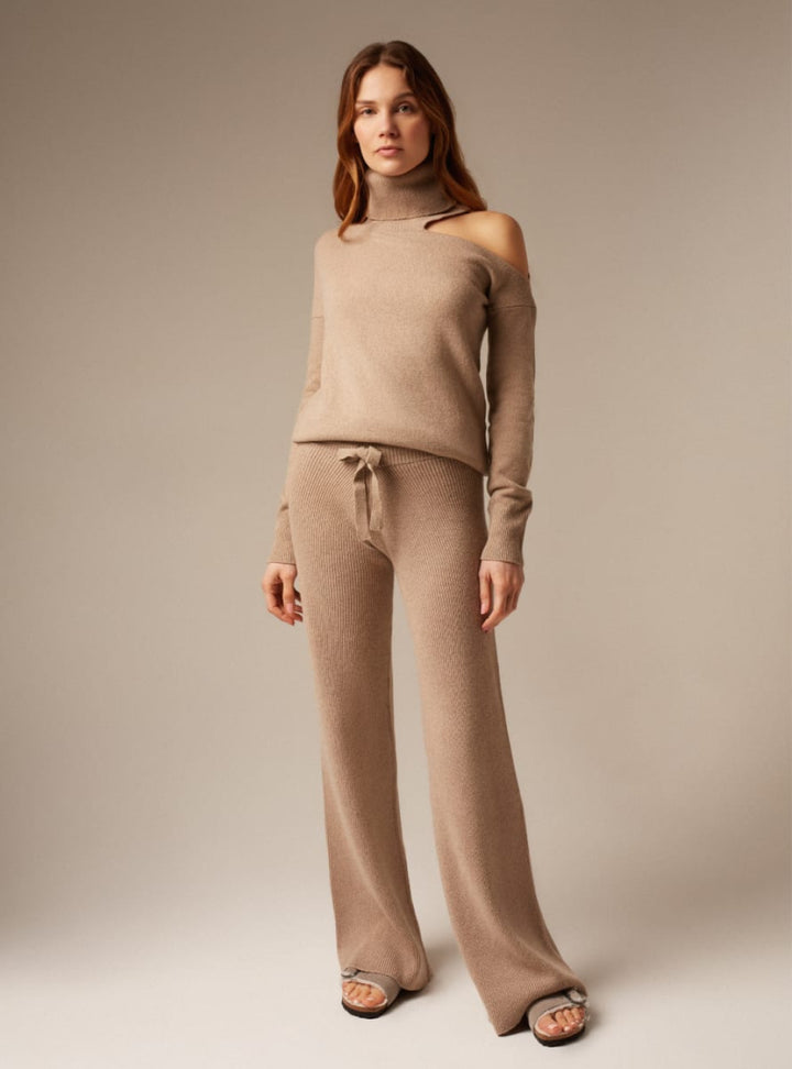 Abbie | Cashmere Roll Neck Jumper - Sand - L - Sweater