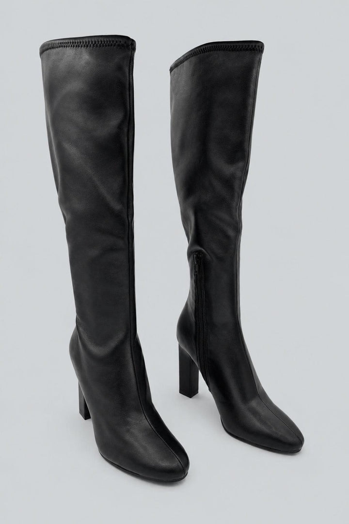 Aria Boots - Black - 7.5 - Boots