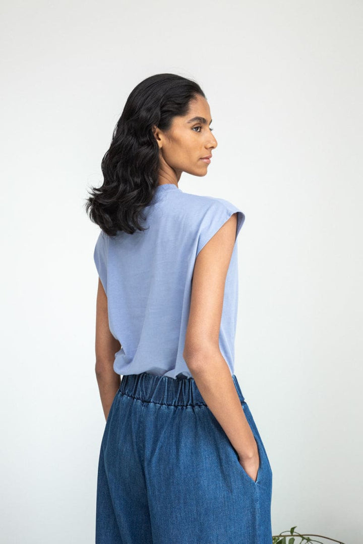 Aukai Organic Cotton Top - Washed Blue - Shirt