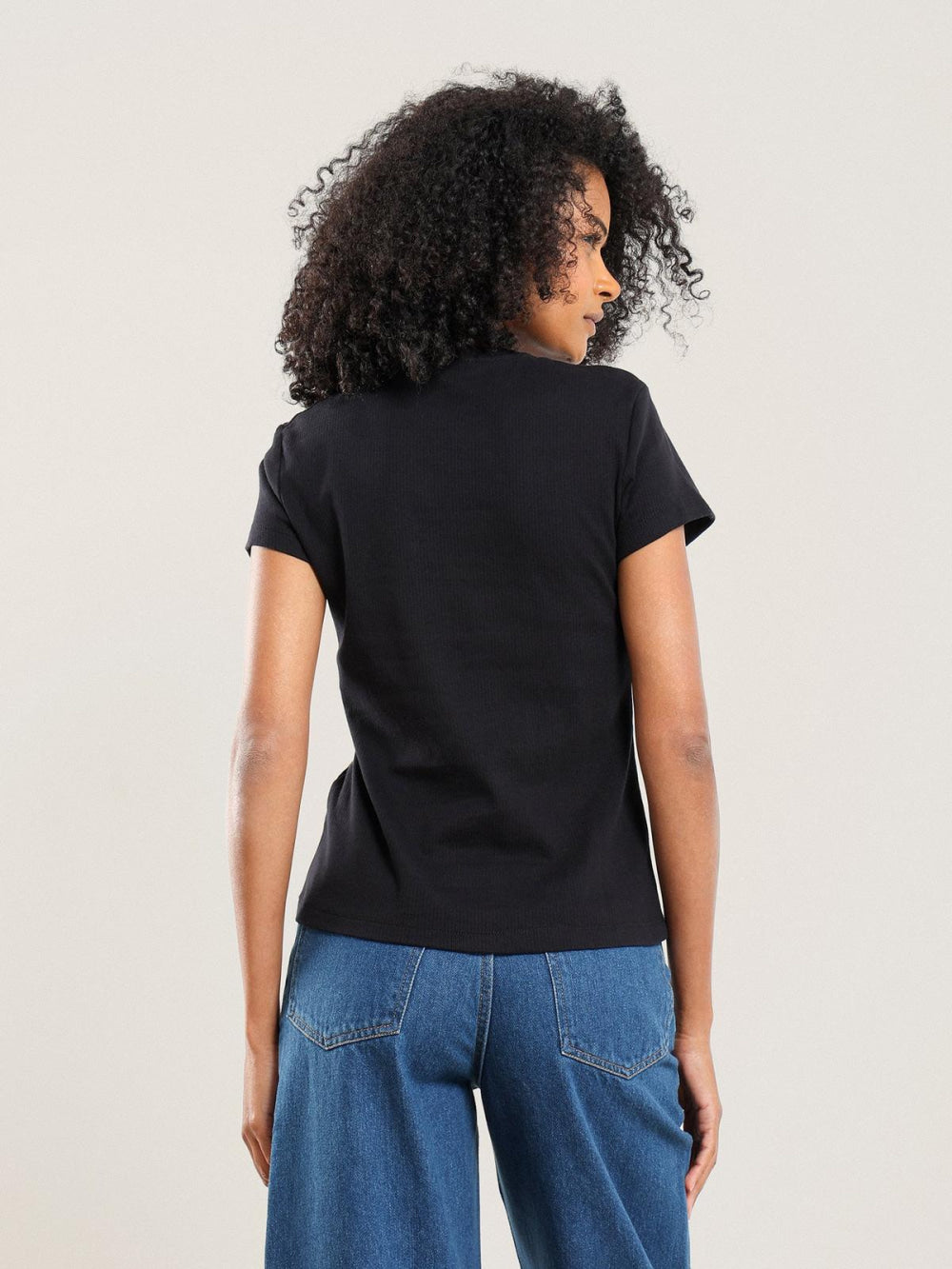 Aziz Tee - Black - T-shirt