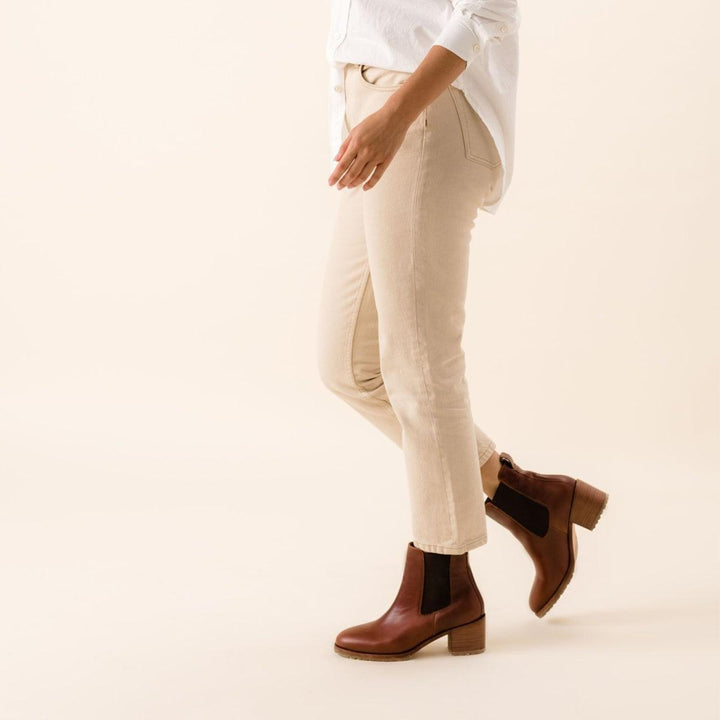 Ana Go-To Heeled Chelsea Boot - Auburn
