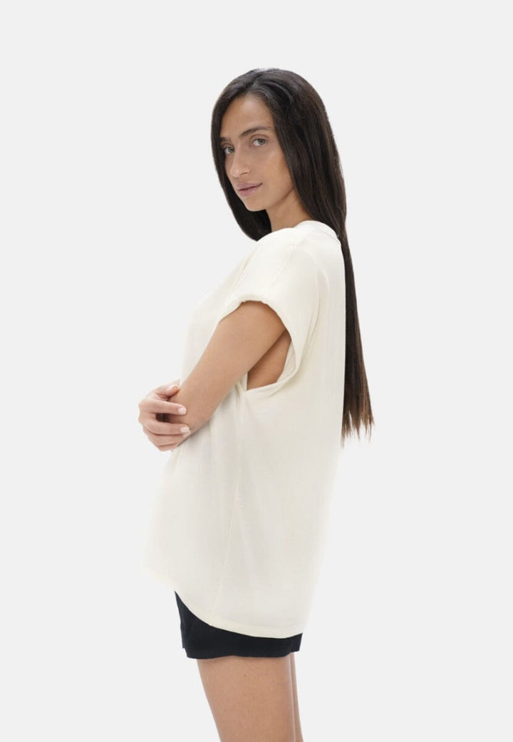 Muscat Bold Shoulder - Powder Shirts 1 People 