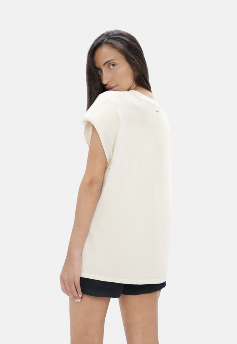 Muscat Bold Shoulder - Powder Shirts 1 People 