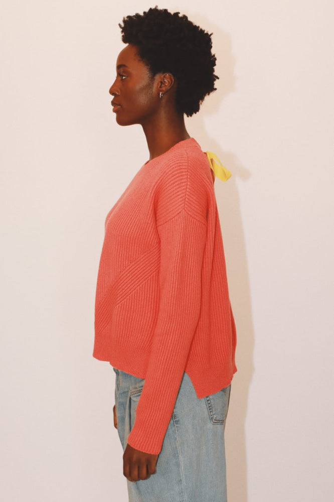 Brina Crewneck - Coral - Sweater