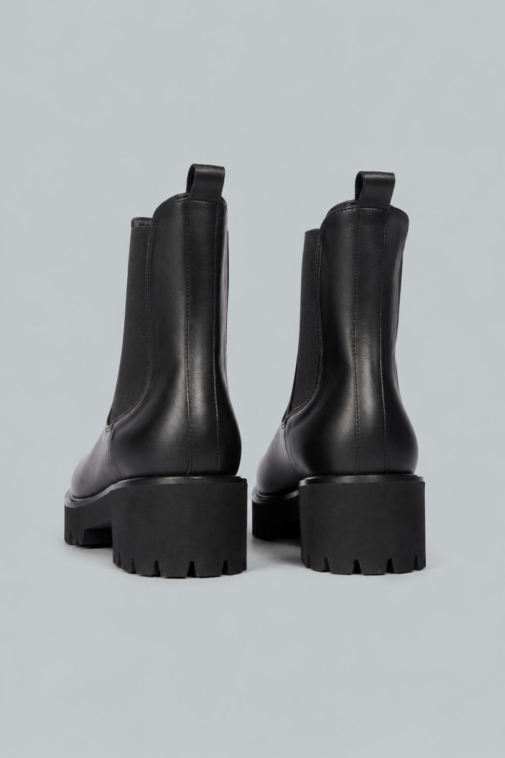Brooke Rain Resistant Boot - Black Calf - 6.5 - Boots