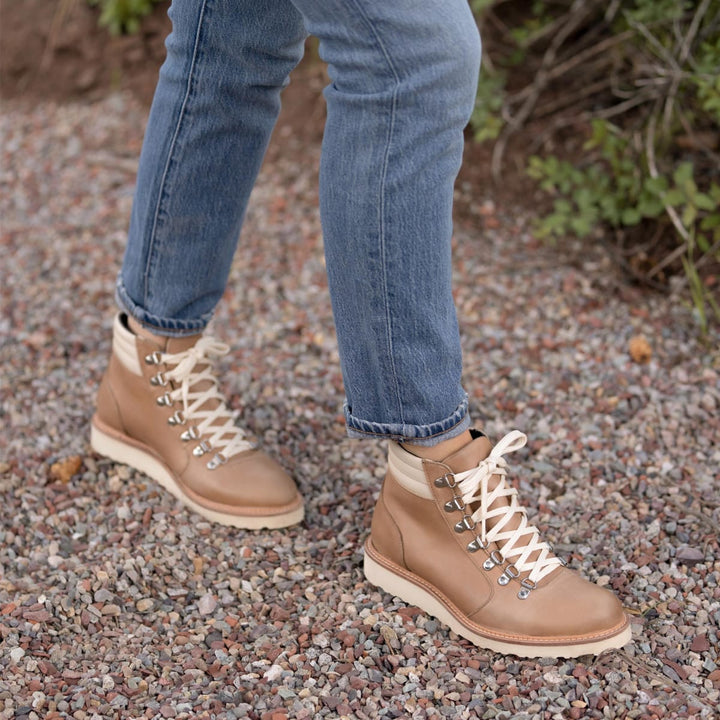 Go-To City Hiker Boot - Almond