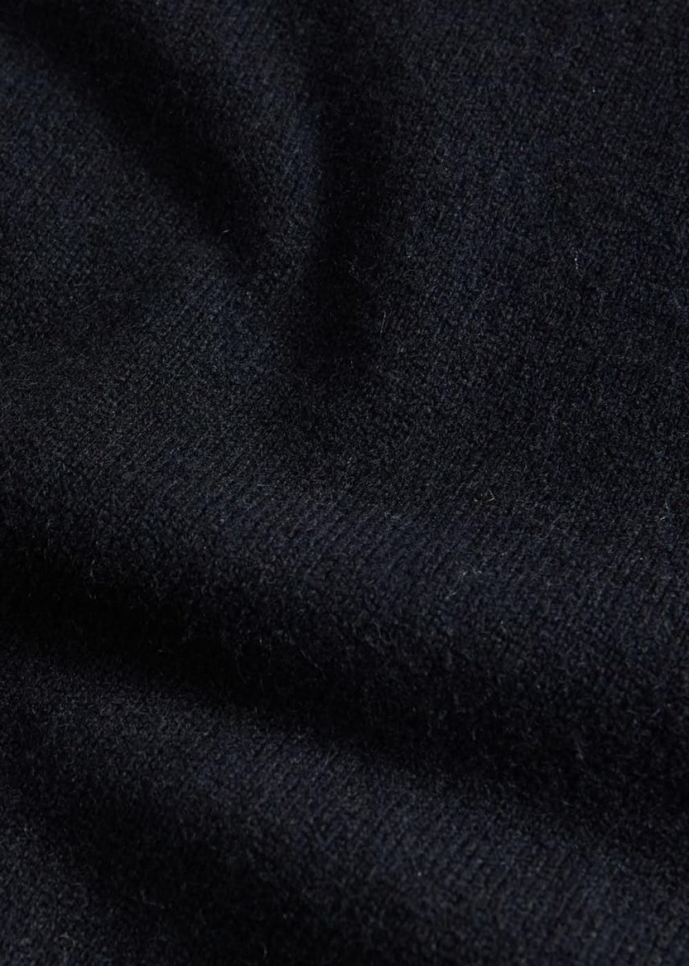 Cashmere Turtleneck Sweater - Black - Turtleneck