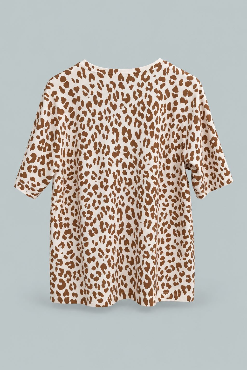 Leo Tee - Optic White/Fossil