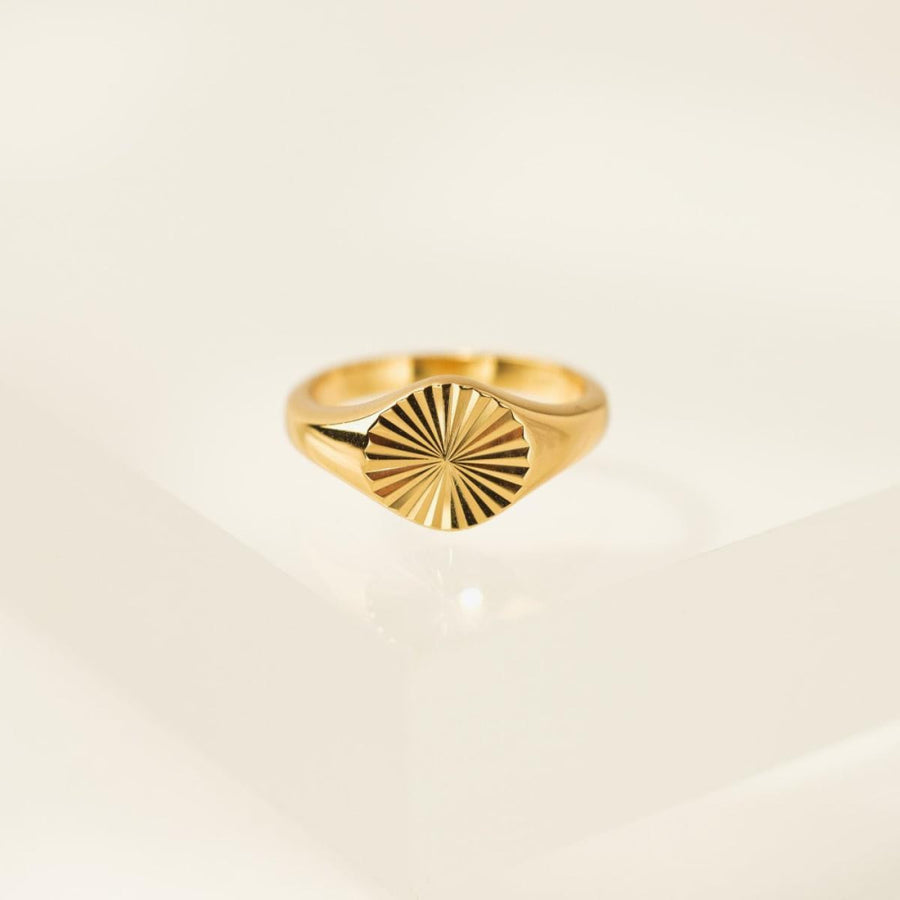 Coin Fluted Signet Ring - Ring