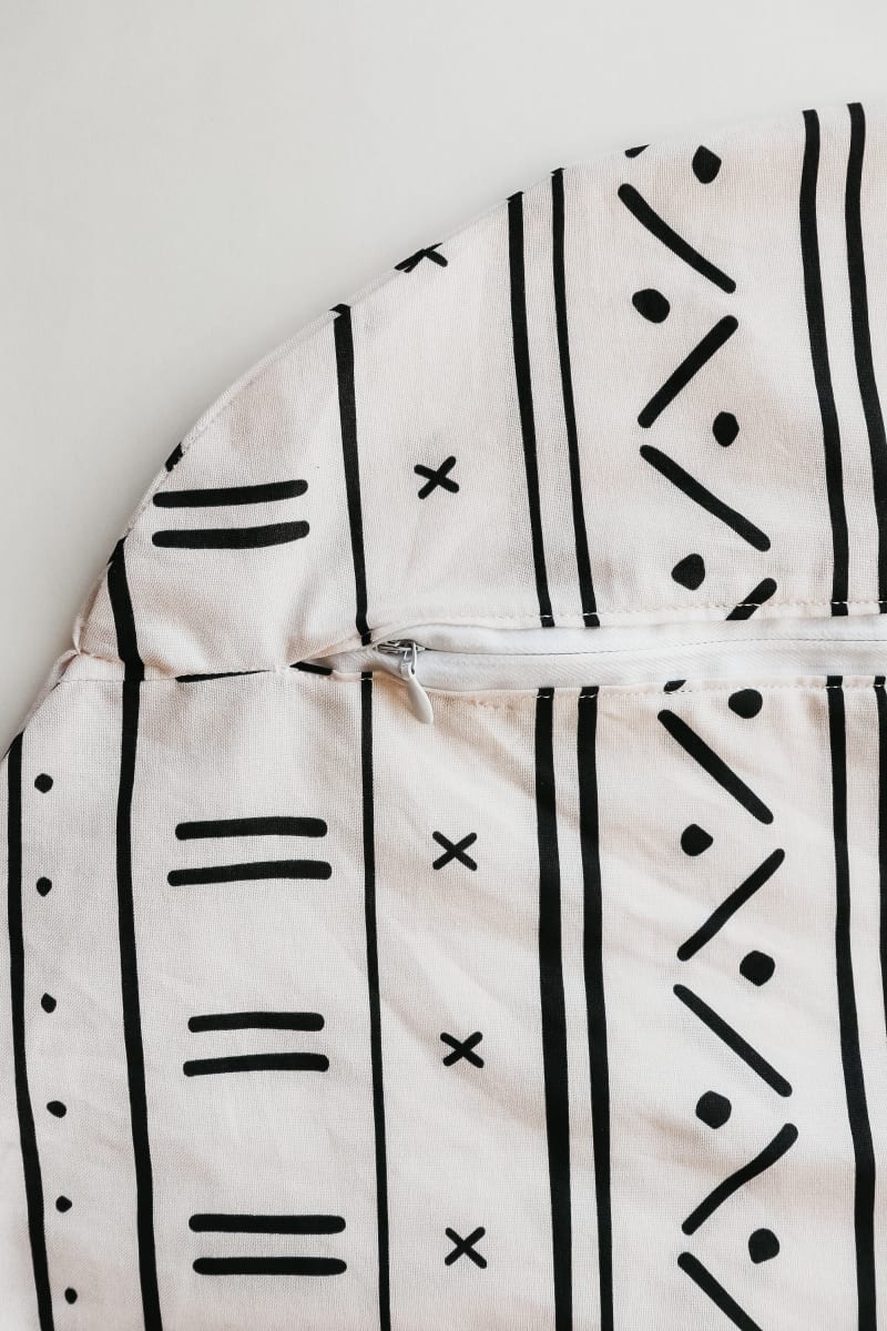 Nursing Pillow Cover - Dash