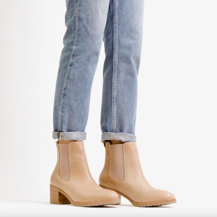 Ana Go-To Heeled Chelsea Boot - Almond