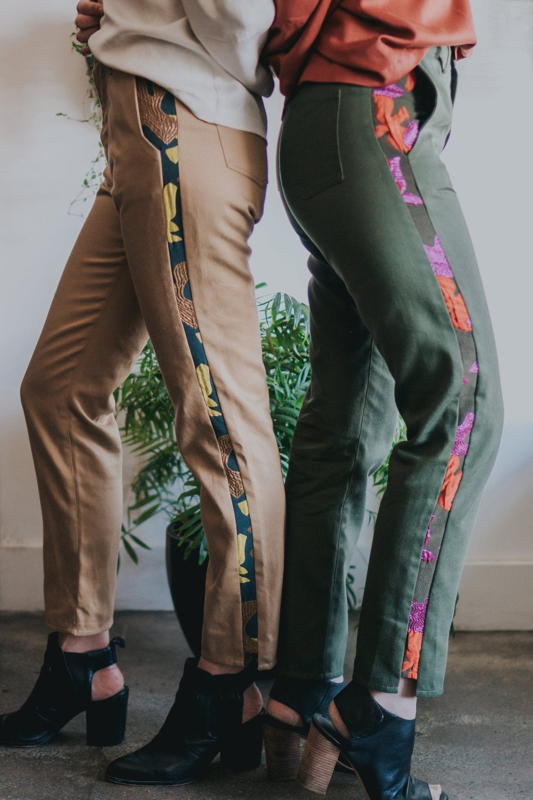 The Harper Pant - Khaki