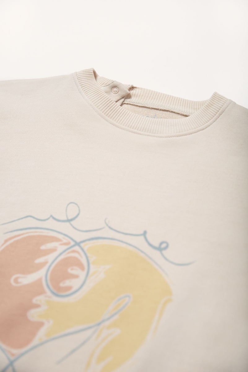 Organic Sweatshirt - Doves