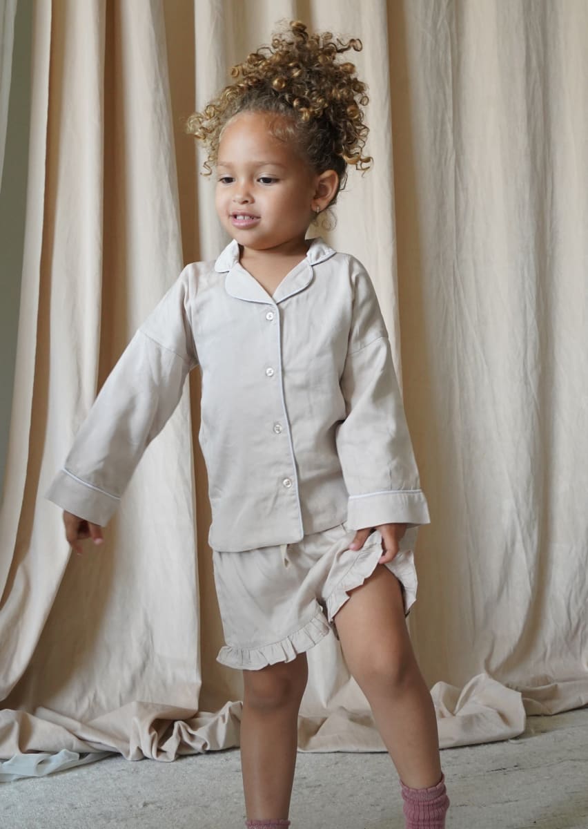 Pajamas Sateen Ruffle Shorts - Fawn