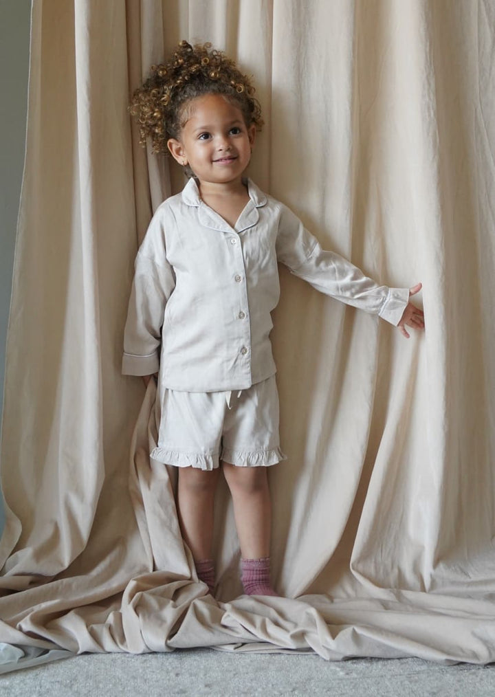 Pajamas Sateen Ruffle Shorts - Fawn