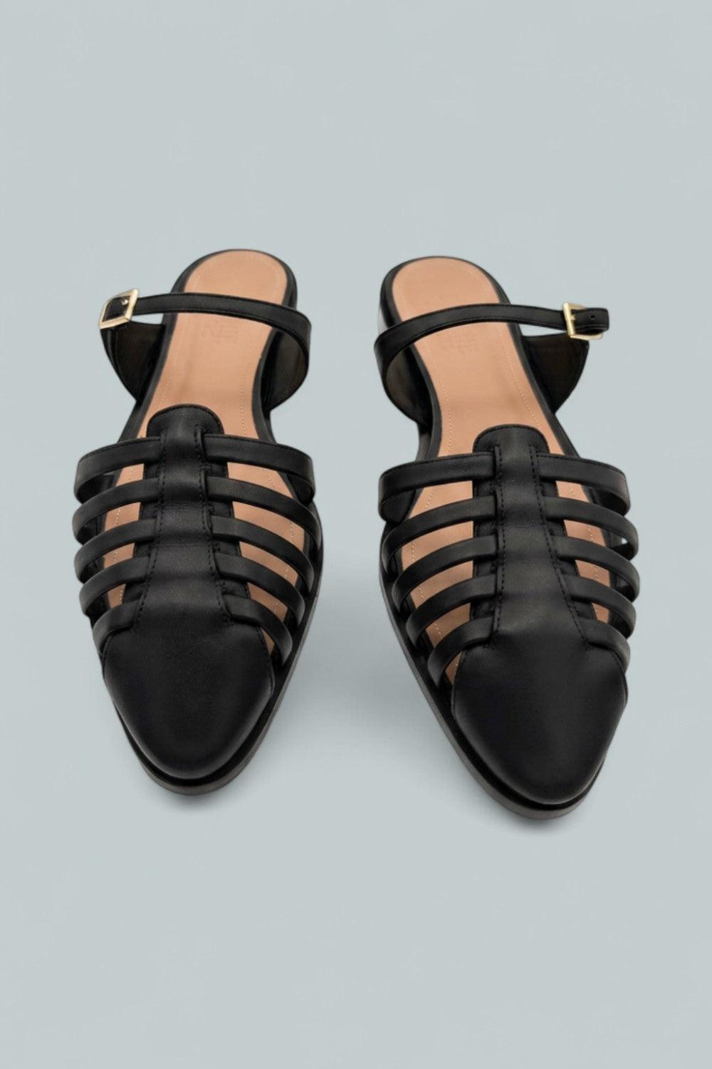 Eleonora Strappy Flats - Black - EU 41 / US 11 - Flats